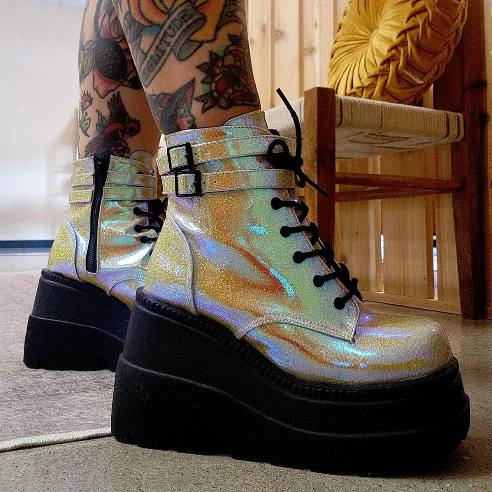 Demonia Shaker 52 Holographic Shaker  Rave Boots